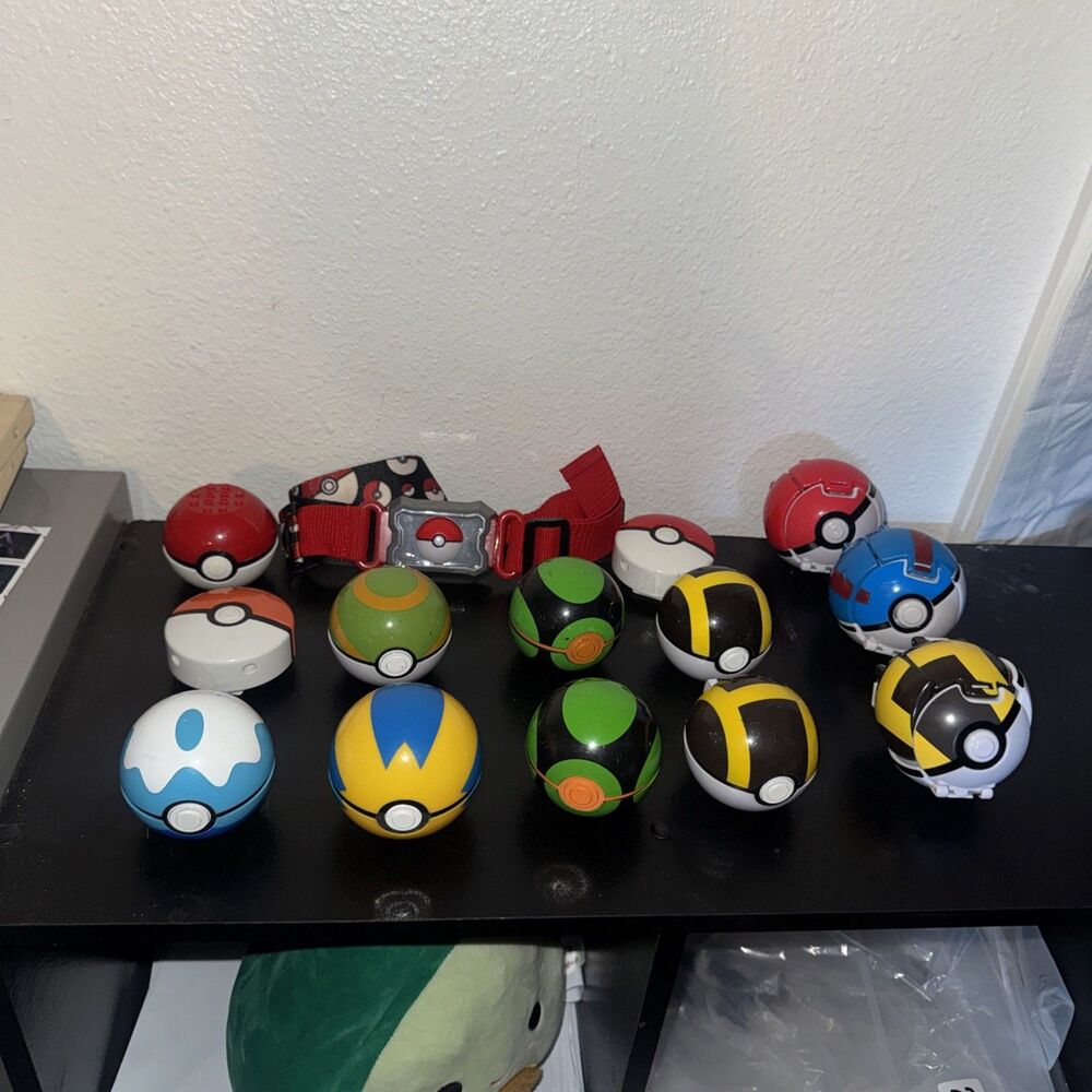 Pokemon Tomy Jazwares Clip N Go Pokeballs Lot Of 3 Net Premier Luxury